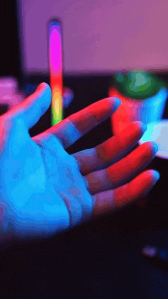 Mini Electric Head & Face Shaver gif 3 .gif__PID:aade4223-5d59-430d-93c9-608b45aa4524